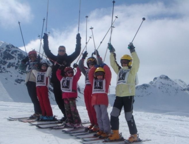  La Plagne 滑雪和单板滑雪学校 